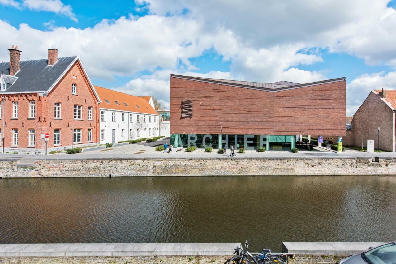 Appartement Charming Place Along The Canals In Bruges Extérieur photo